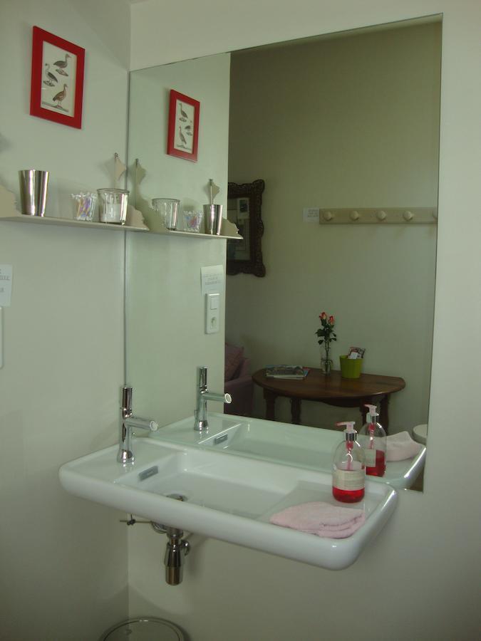 Chez L'Antiquaire Bed & Breakfast Hauterives Luaran gambar