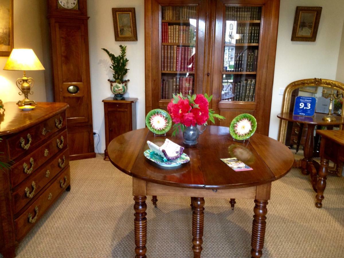 Chez L'Antiquaire Bed & Breakfast Hauterives Luaran gambar