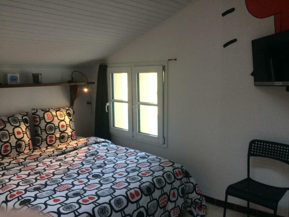 Chez L'Antiquaire Bed & Breakfast Hauterives Luaran gambar